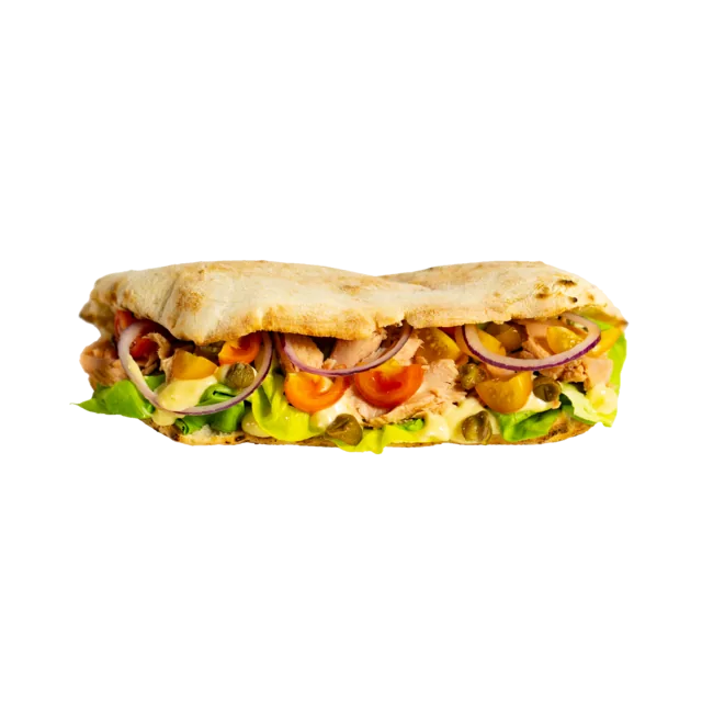 Panini Toto — ton în ulei de măsline, maioneză, salată iceberg, roșii cherry, ceapă, capere